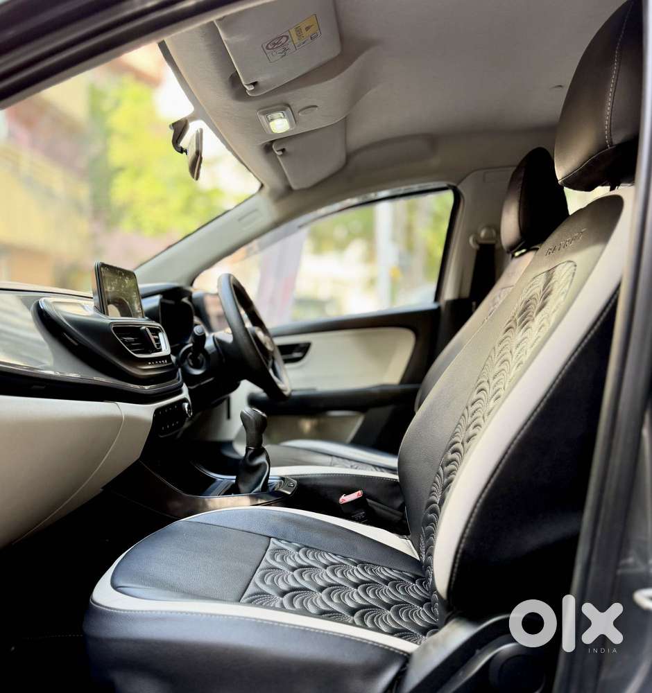 Tata Altroz 1.2 Xm Plus, 2024, Petrol