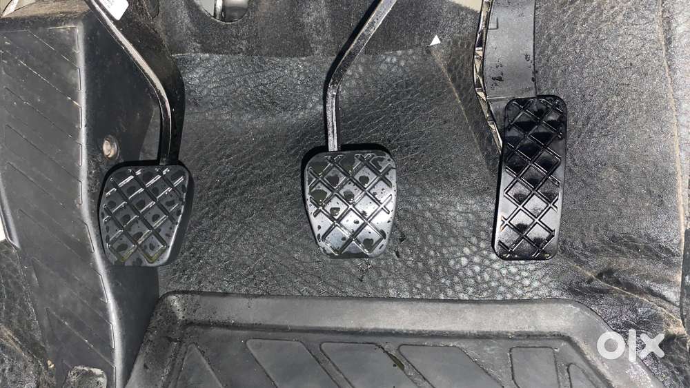 Volkswagen Taigun Topline 1.0 Tsi Mt (electric Seats), 2023, Petrol