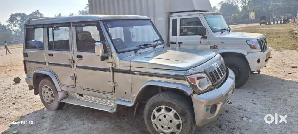Bolero Sle Good Condition Tyre New  Seat Cover Battery New