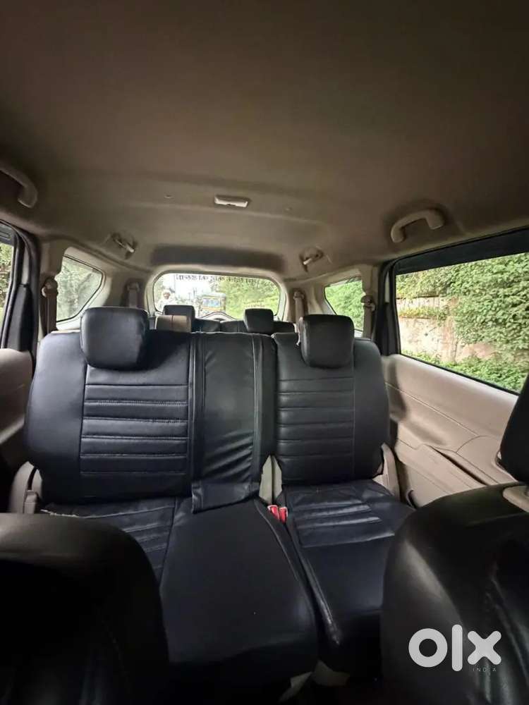 Ertiga Vxi (o) 2025