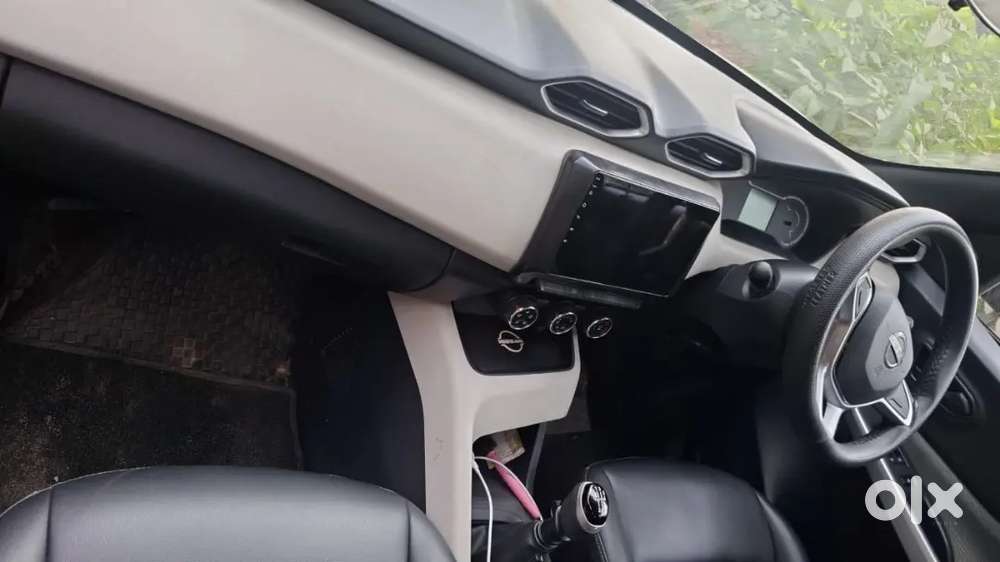 Nissan Magnite 2023 Petrol 16000 Km Driven