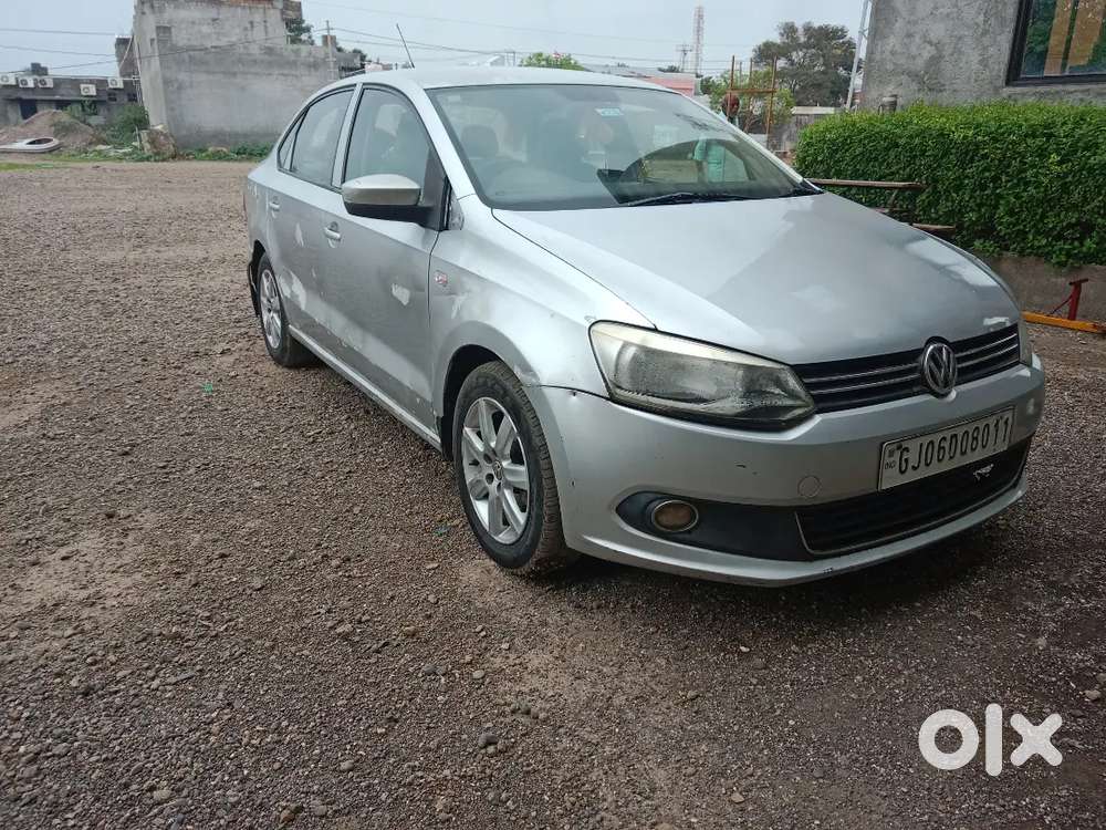 Volkswagen Vento Highline 2010 Car