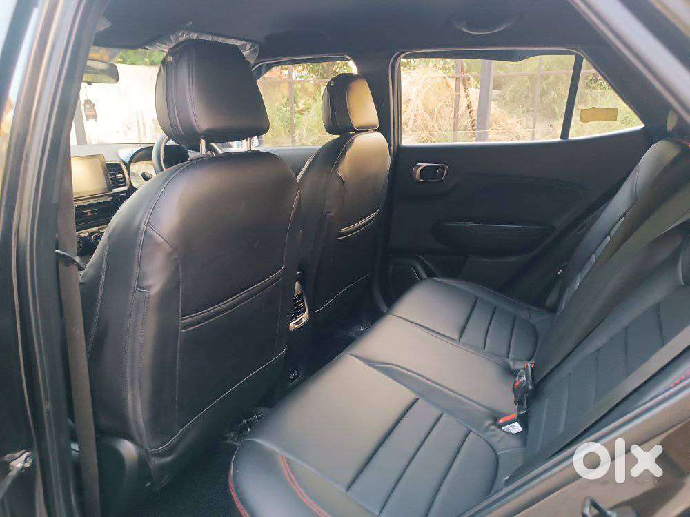 Hyundai Venue S(o) Knight Edition Mt, 2024, Petrol