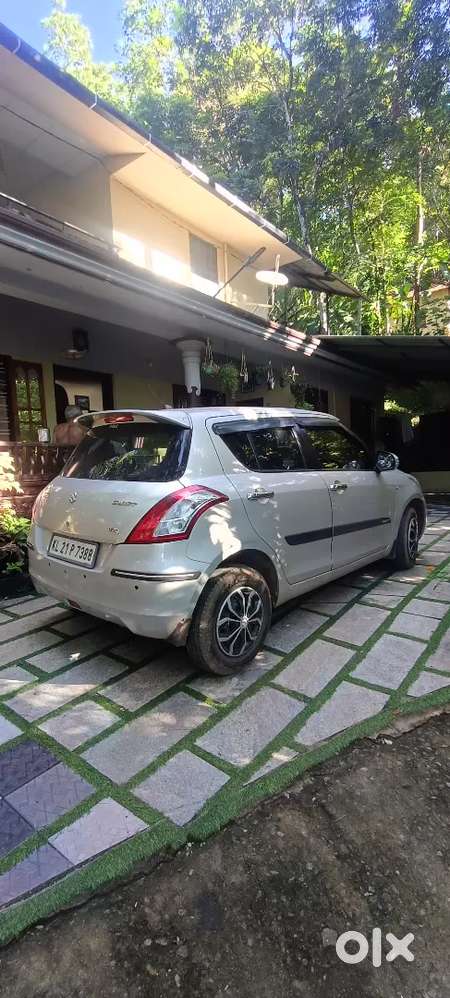 Maruti Suzuki Swift Vxi 2017