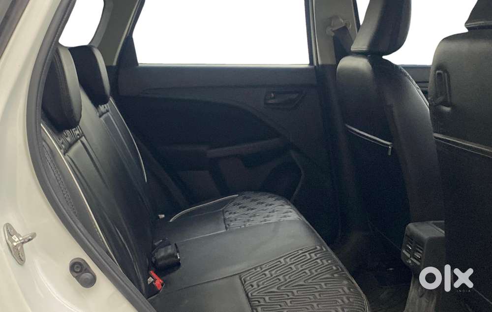 Maruti Suzuki Vitara Brezza 1.5 Vxi At, 2023, Petrol