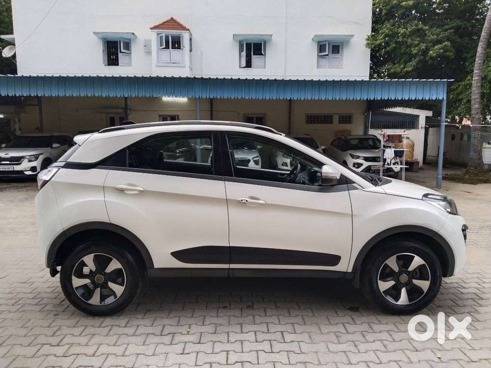 Tata Nexon 1.2 Revotron Xza Plus, 2019, Petrol