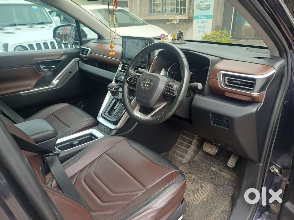 Toyota Innova Hycross 2.0 Vx Hybrid 7 Str, 2024, Petrol