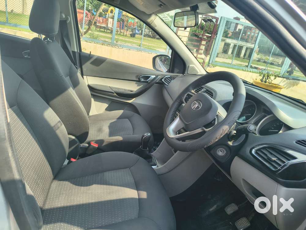 Tata Tiago Xz, 2016, Petrol