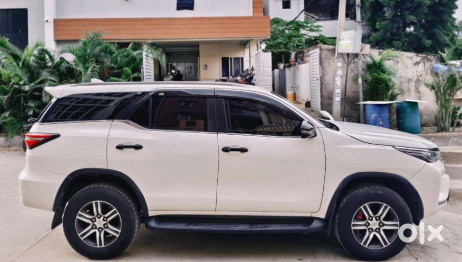 Toyota Fortuner 4x2 At 2.8 Diesel, 2022, Diesel