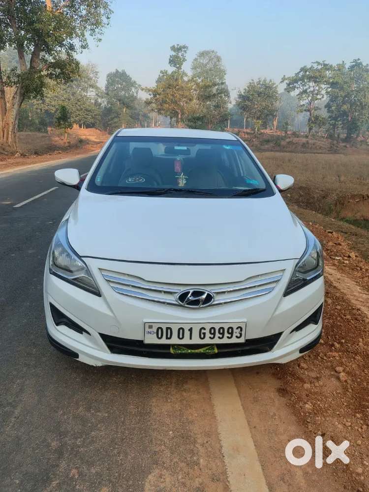 Hyundai Verna 2015