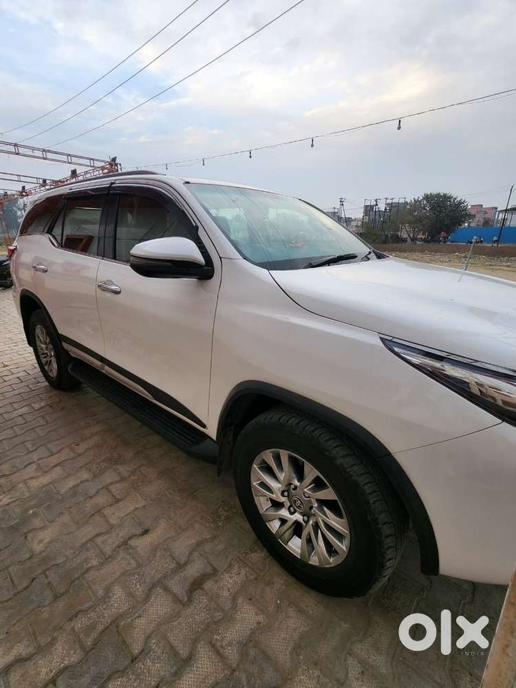 Toyota Fortuner 2020 Diesel Well Maintained
