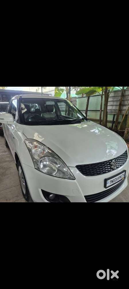 Maruti Suzuki Swift Vxi + Manual, 2012, Petrol