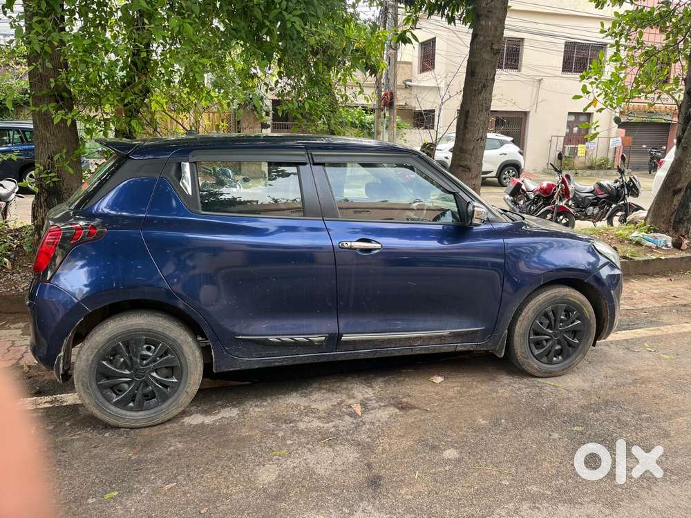 Maruti Suzuki Swift Vxi 1.2 Abs Bs-iv, 2018, Petrol