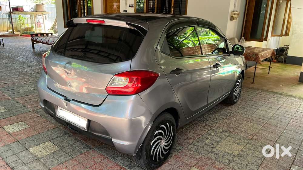 Tata Tiago Petrol 2018