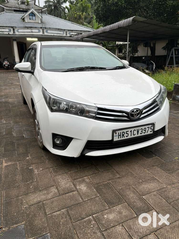 Toyota Corolla Altis 2016