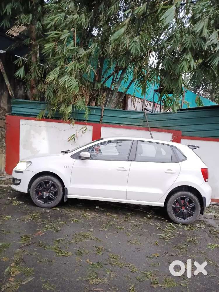 Volkswagen Polo Petrol 2011