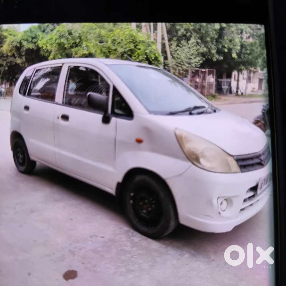 Maruti Suzuki Zen Estilo 2013 कार