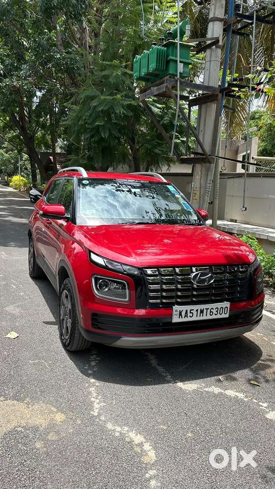 Hyundai Venue 2022 Petrol 41000 Km Driven