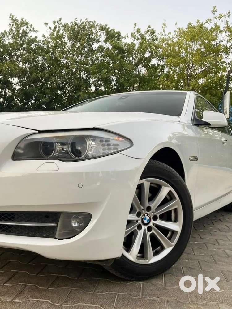 2013 Bmw 520d Luxury Line  2nd Owner  Company Service Record  Excel