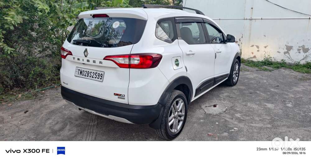Renault Triber Rxz Urban Night Limited Edition, 2020, Petrol