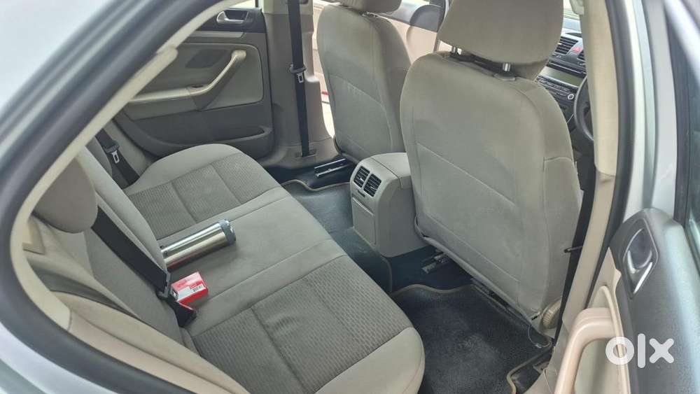 Volkswagen Jetta 1.6 Ckd
