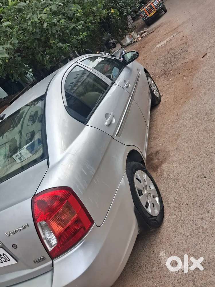 Hyundai Verna 2009 Diesel 95000 Km Driven