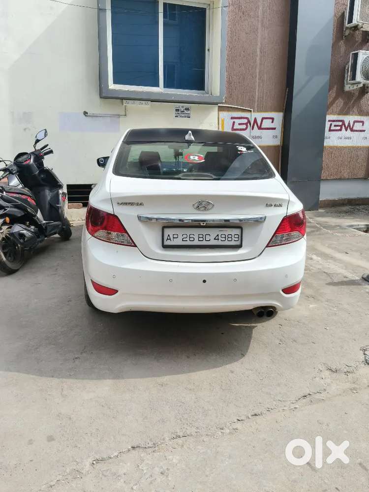 Hyundai Verna Crdi Sx 2015