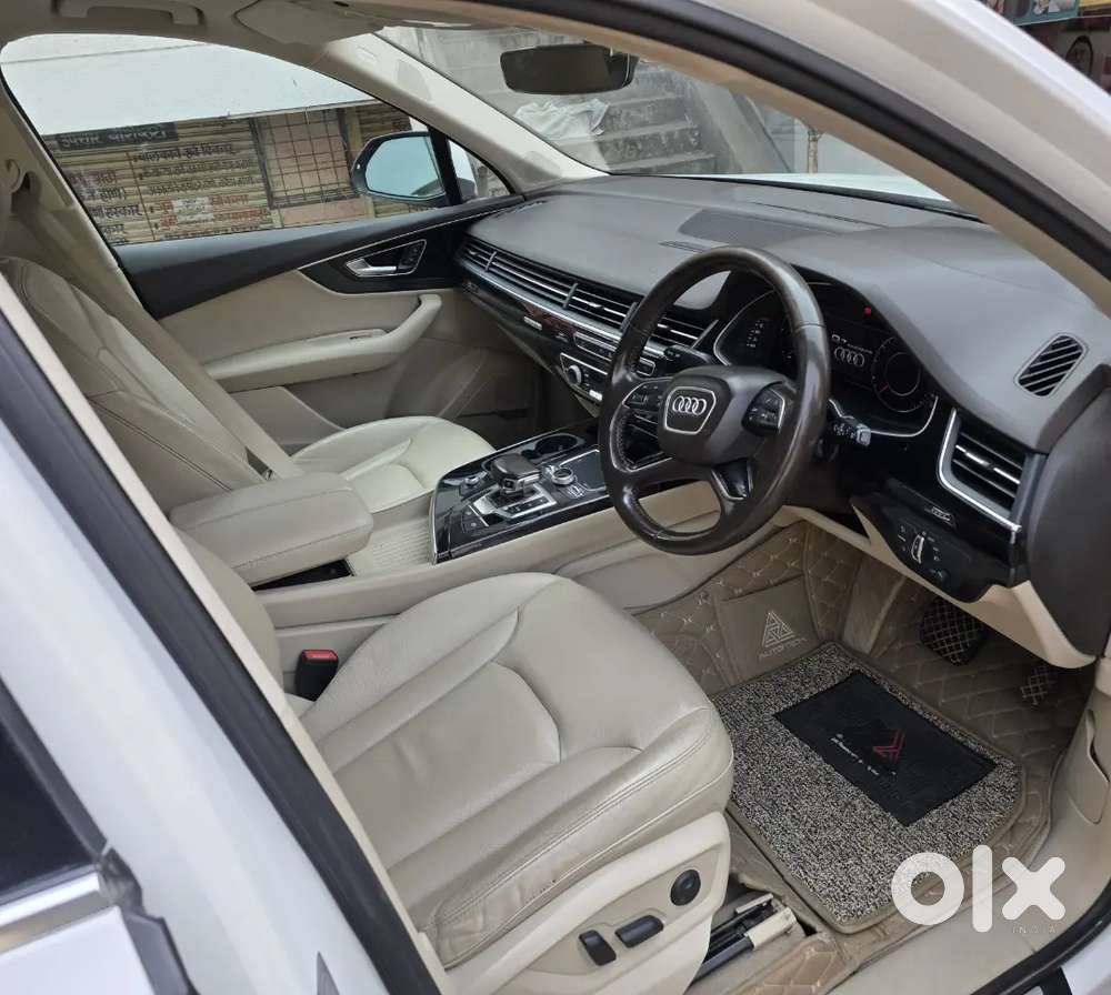 Audi Q7 2019 Diesel 105000 Km Driven