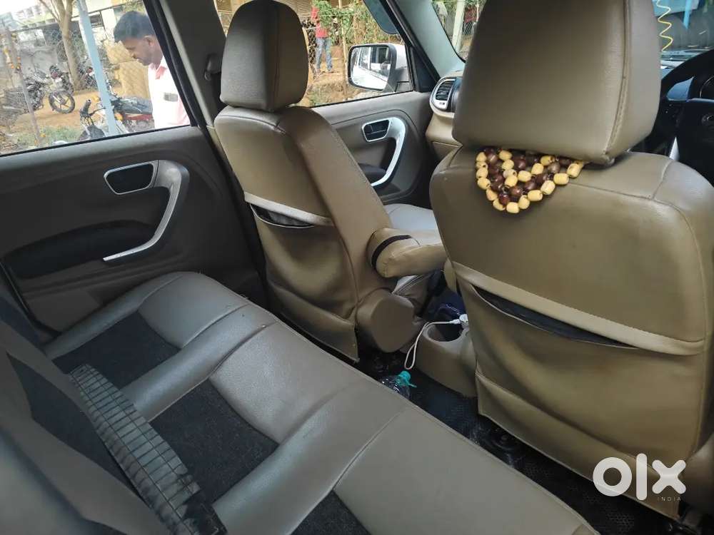 Mahindra Tuv 300 2016 Diesel Good Condition