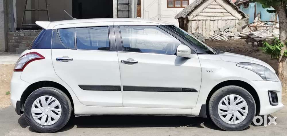 Maruti Suzuki Swift Vxi, 2015, Petrol
