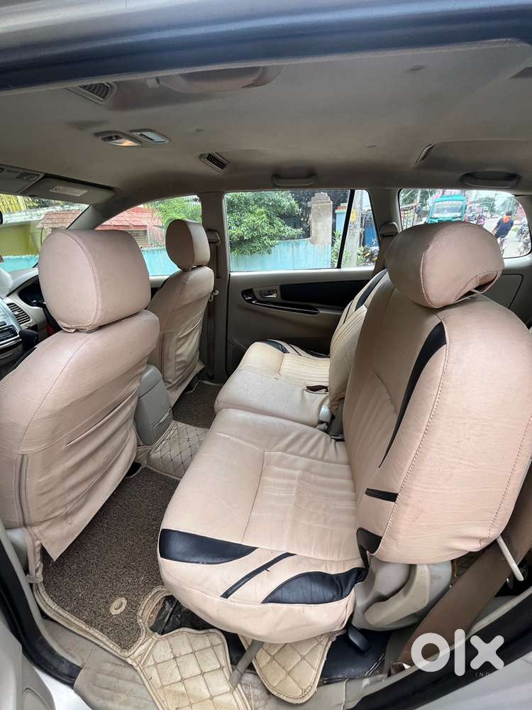 Toyota Innova Diesel 2014