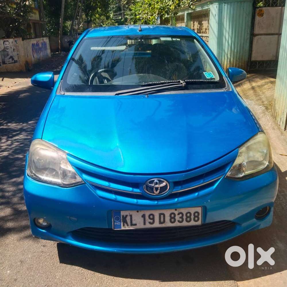 Etios Liva, Blue, 2013