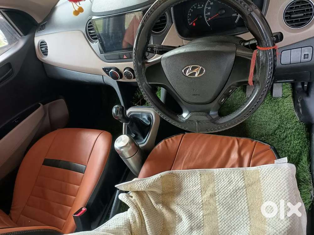 Hyundai Grand I10 2017 Diesel 94500 Km Driven