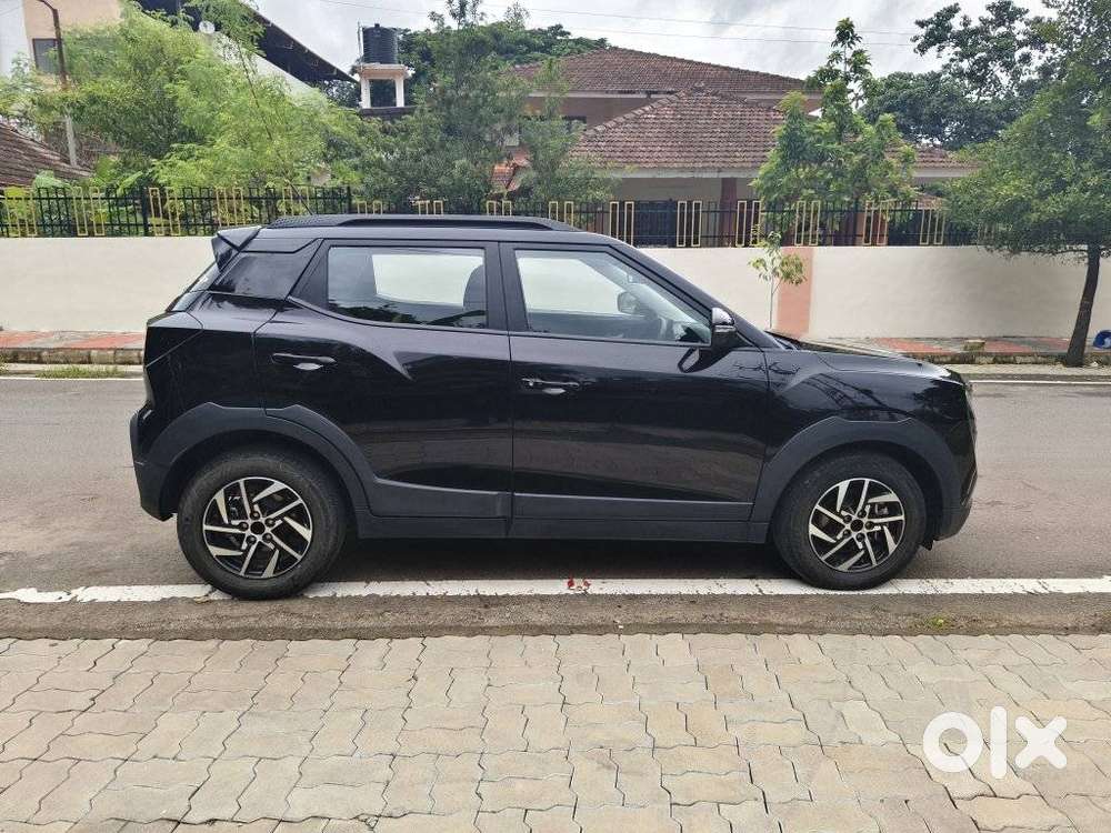 Mahindra Xuv 3xo Ax5 Pm At, 2024, Petrol