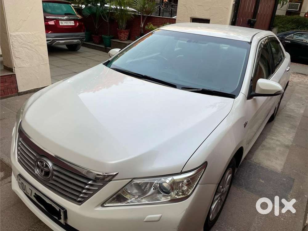 Toyota Camry Car 2013 Model Showroom Condition