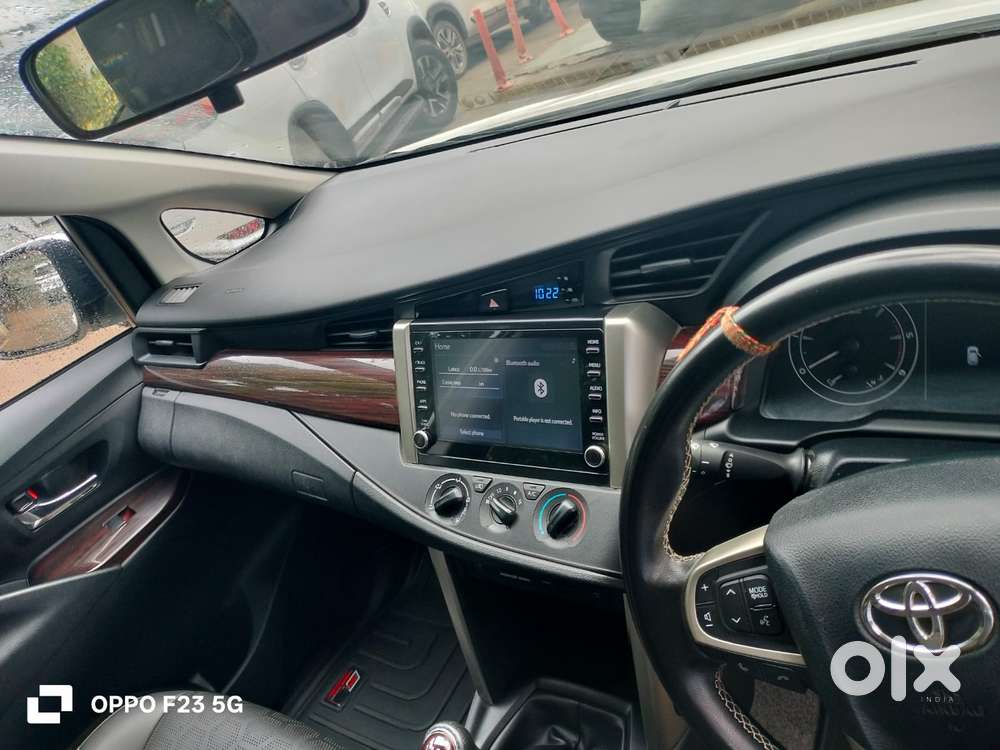 Toyota Innova Crysta 2.4 G Plus Mt 7 Str, 2024, Diesel
