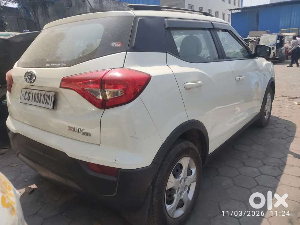 Mahindra Xuv 300 Diesel.