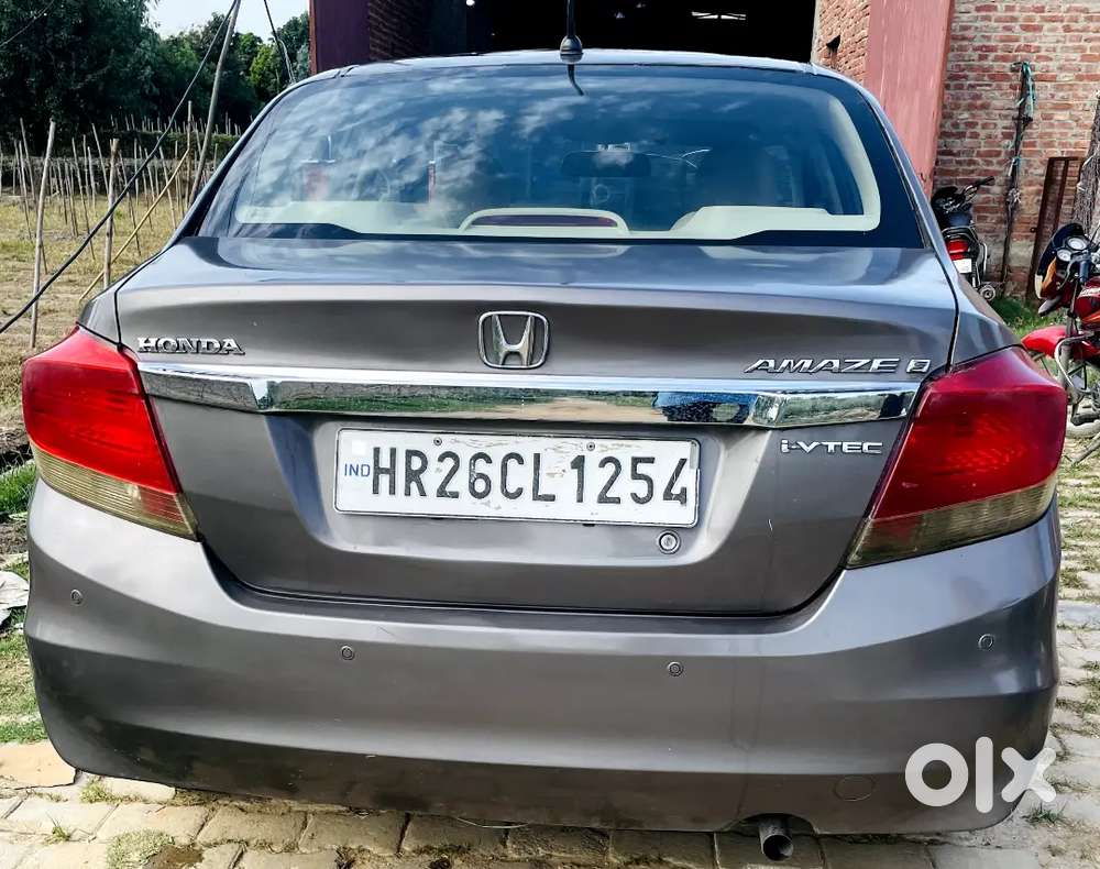Honda Amaze Petrol Well Maintained Urgent Sell