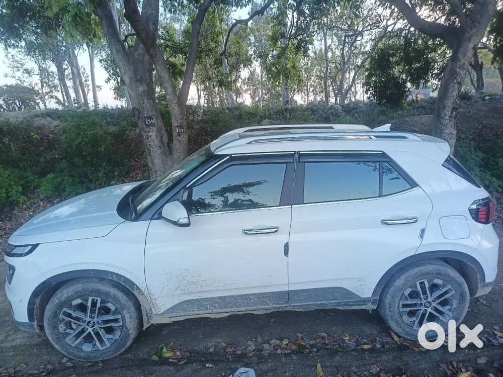 Hyundai Venue 2025 Diesel 60000 Km Driven