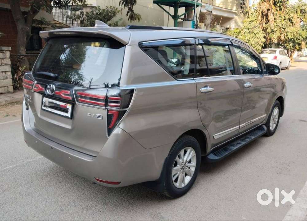 Toyota Innova Crysta 2.8z Automatic, 2017, Diesel