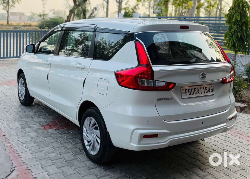 Maruti Suzuki Ertiga 2012-2015 Vxi Cng, 2024, Petrol