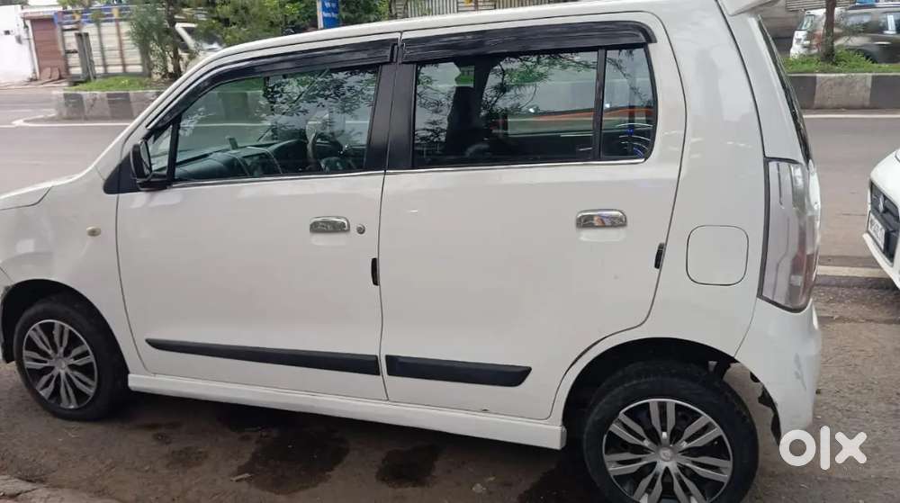 Wagon R 2015 Manual 1.0