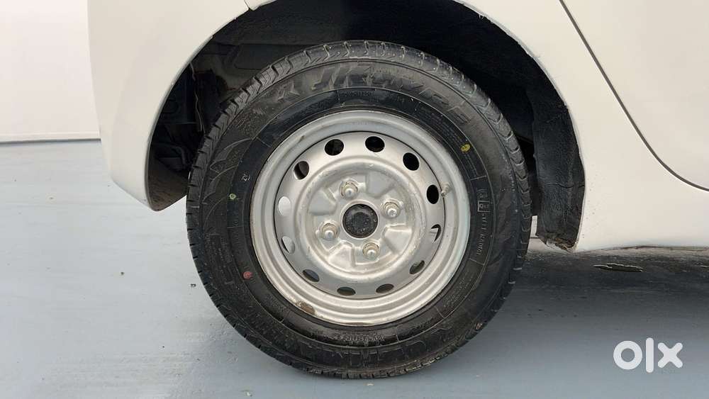 Hyundai Eon Era +, 2017, Petrol