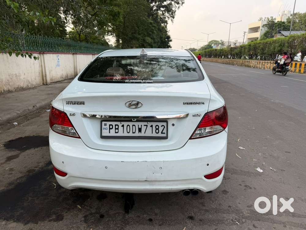 Hyundai Fluidic Verna 2012