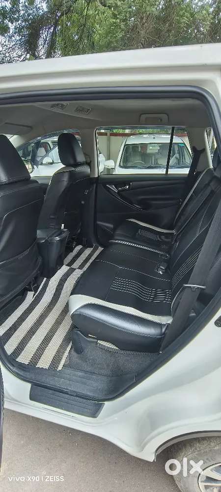 Toyota Innova Crysta 2022