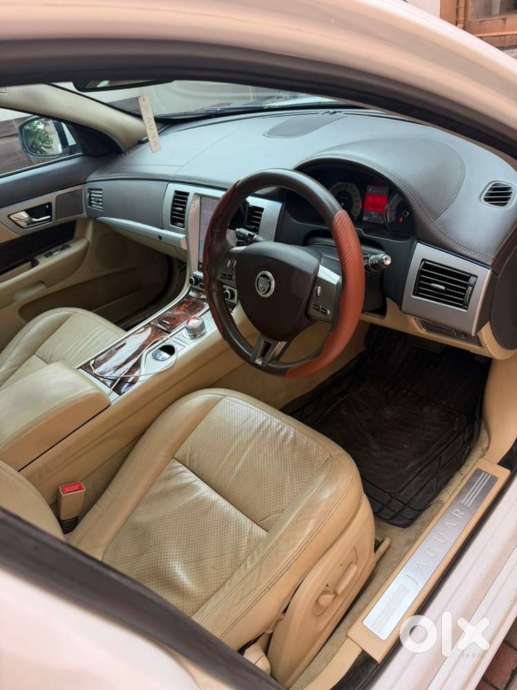 Beautiful Jaguar XF-S single owner diesel automatic