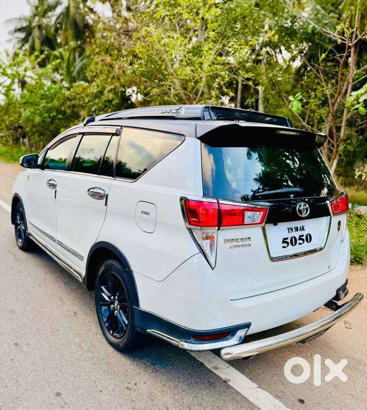 Toyota Innova Crysta 2.4 Leadership Edition, 2020, Diesel