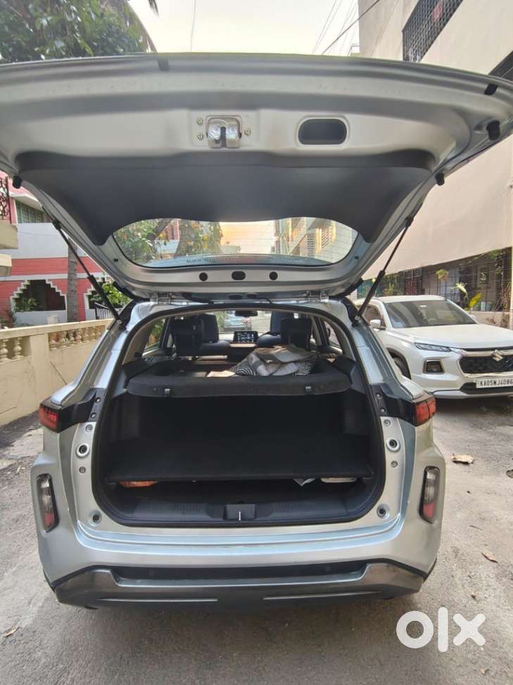 Toyota Urban Cruiser Hyryder V Hybrid Aero Edition, 2023, Petrol