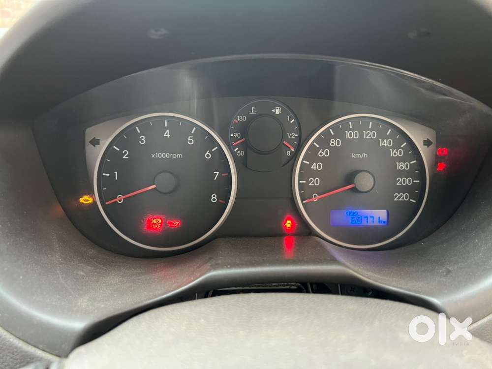 Hyundai I20 Petrol Manual 2010