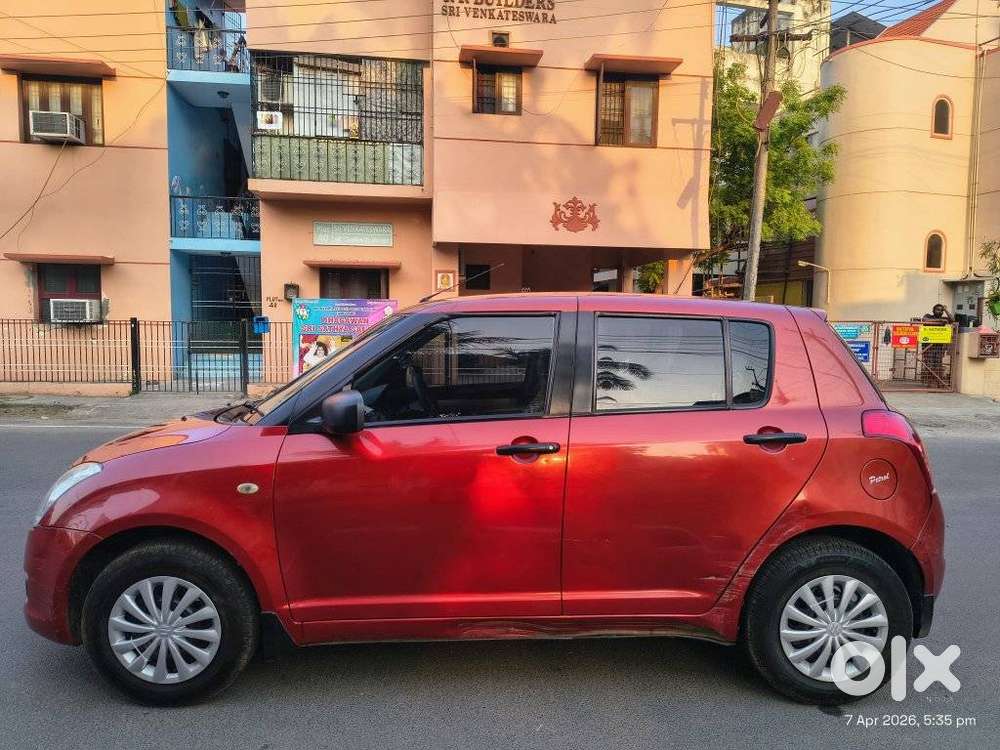 Maruti Suzuki Swift Vxi + Manual, 2010, Petrol